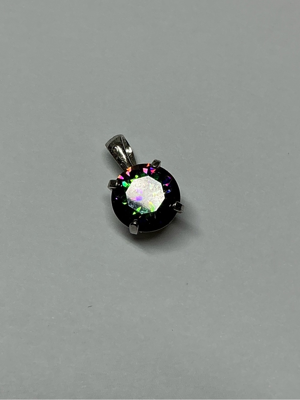 Sterling Silver Mystic Aurora Round Pendant in Black and Iridescent